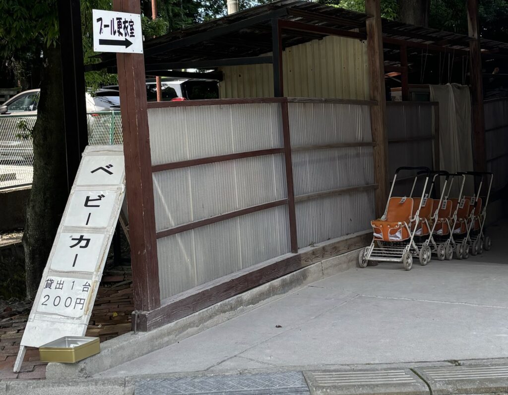 園内貸し出しのベビーカー